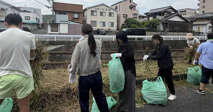 三ケ森支店（北九州市）が「金山川ゴミゼロクリーン活動」に参加しました