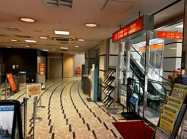 岩田屋本館(天神西通り側)からATMコーナーに入り奥に進むと