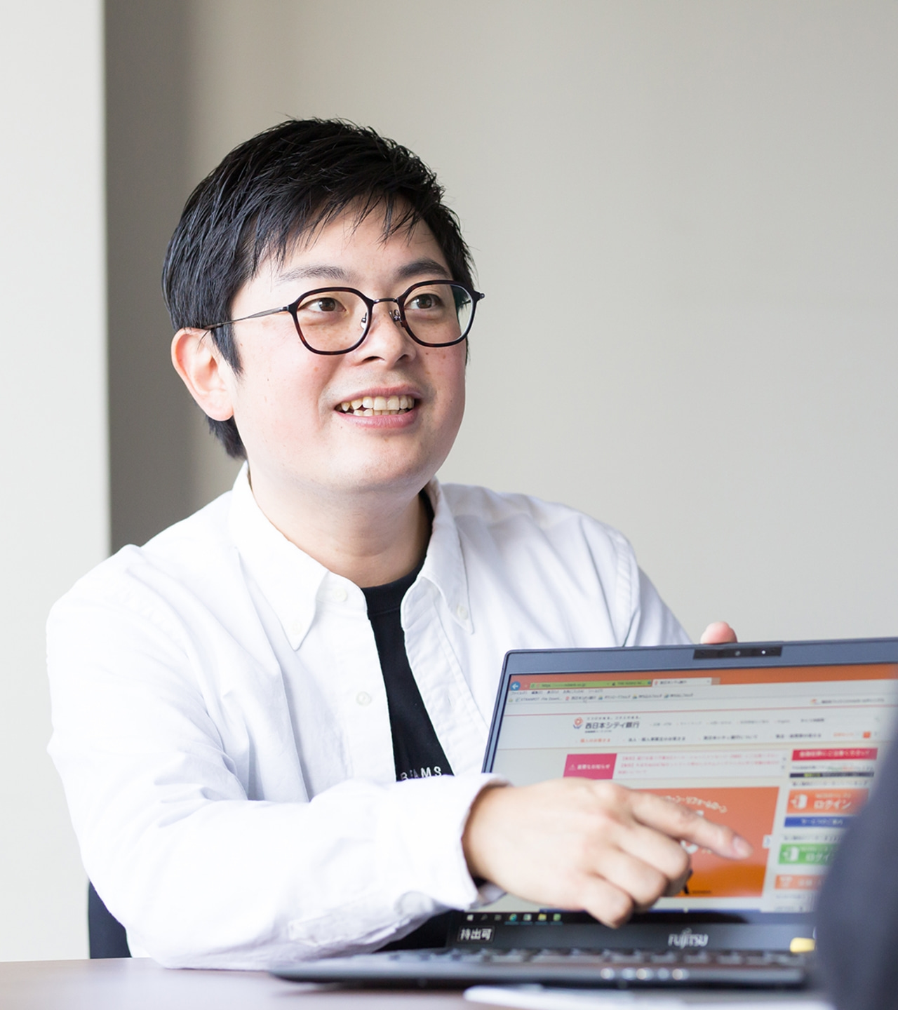 調査役 Shinno Tsutomu デジタル戦略部 デジタルバンキンググループ 2007年入行