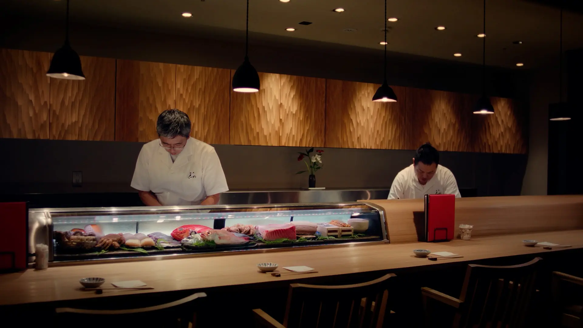 口座開設「つくることは」篇（15秒）